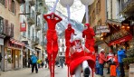 Chamonix celebrates its street image